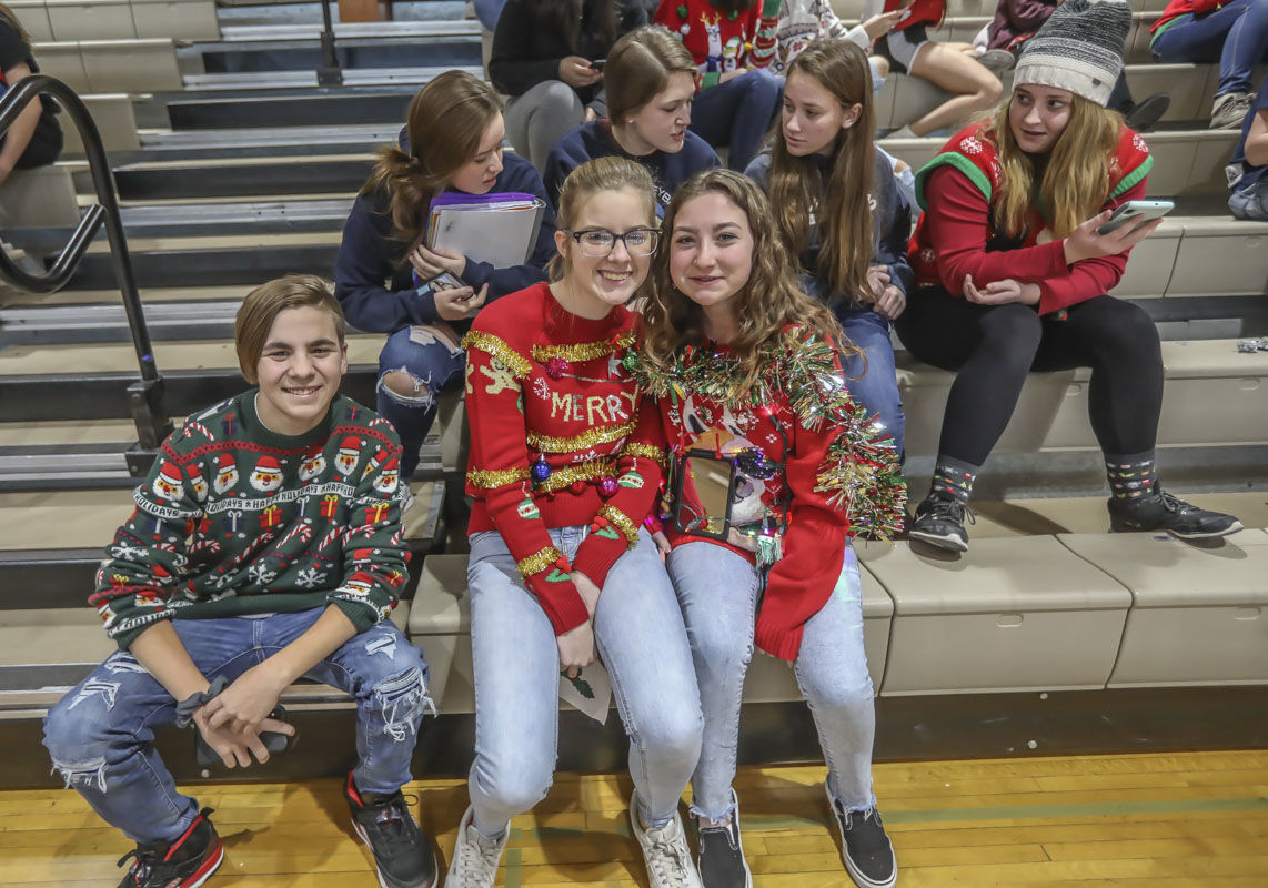 Ugly Sweater 10 12.13.19.JPG